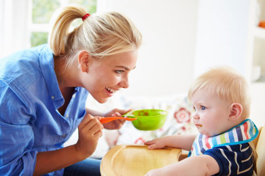 Infantil: Introdução Alimentar em Bebês