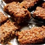 A barra de cereais é uma opção prática para o lanche