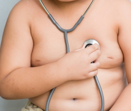 Nutricionista da dicas para combater a obesidade infantil 