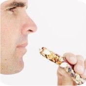 Comer barra de cereais é um hábito saudável?