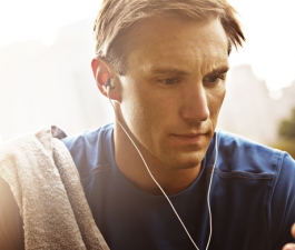 A tecnologia dos fones de ouvido a favor da saúde auditiva