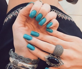 Beryllos dá dicas de como cuidar das unhas no verão