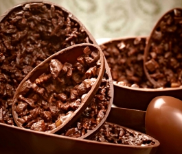 Páscoa: saiba que o açúcar contido na produção do chocolate é o grande vilão para a pele