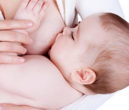 Obstetra dá dicas sobre aleitamento materno