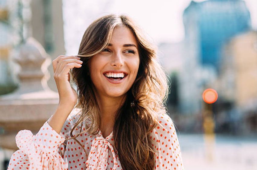 Como evitar e tratar os dentes amarelados?