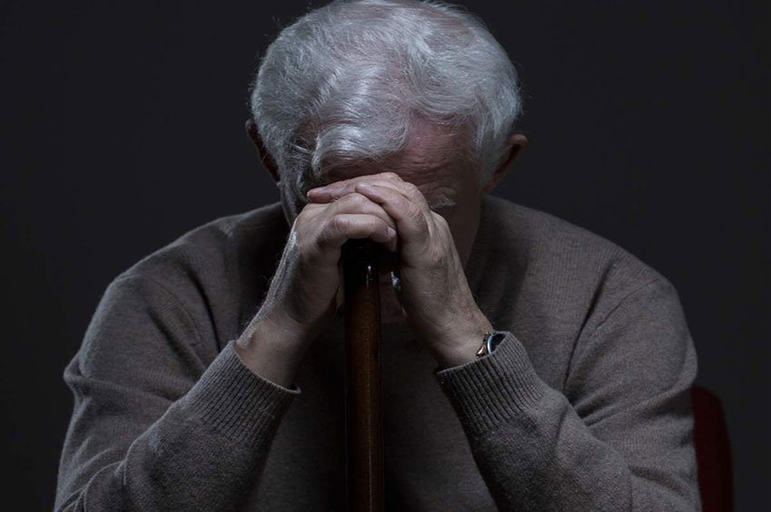 Para idosos, visão deficiente pode levar ao declínio físico e a problemas cognitivos