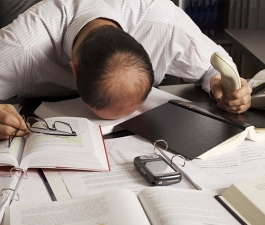Conheça o Burnout: a síndrome do esgotamento profissional