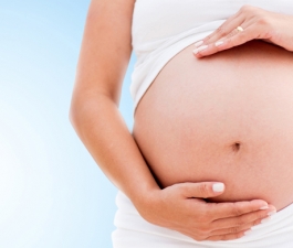 Confira dicas para minimizar problemas de gestantes com inchaço e varizes nas pernas