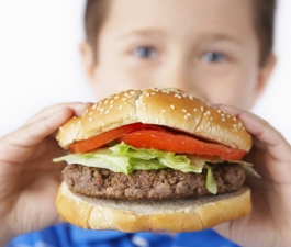 Crianças obesas têm predisposição para desenvolver diabetes na fase adulta