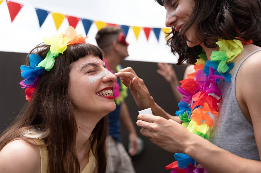 Cinco dicas de preparação física para enfrentar os dias de folia