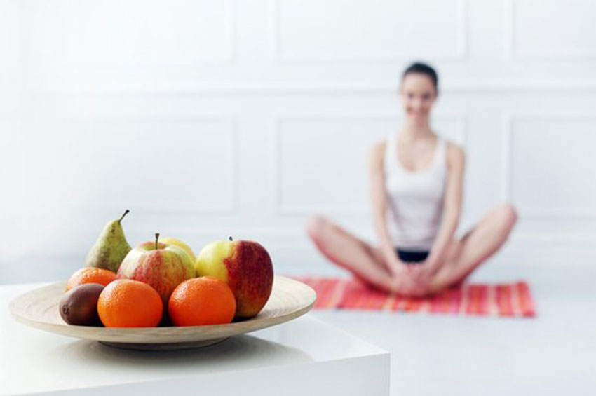 Conheça o mindful eating e saiba como mudar sua relação com a comida 