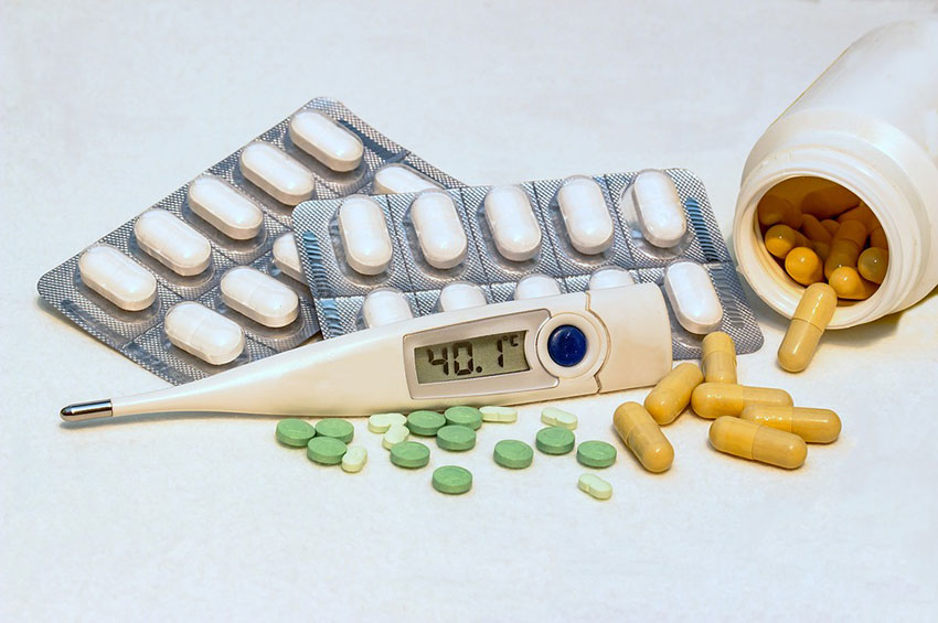 Coronavírus e os cuidados com a automedicação 