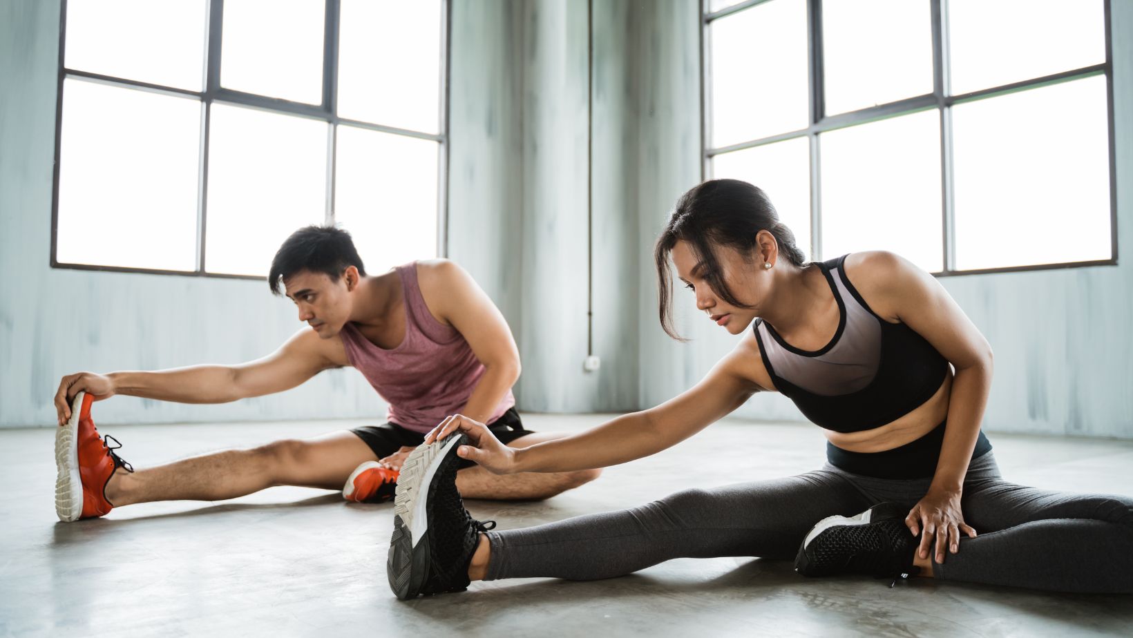 Aquecer ou alongar? Aeróbico antes ou depois da musculação?