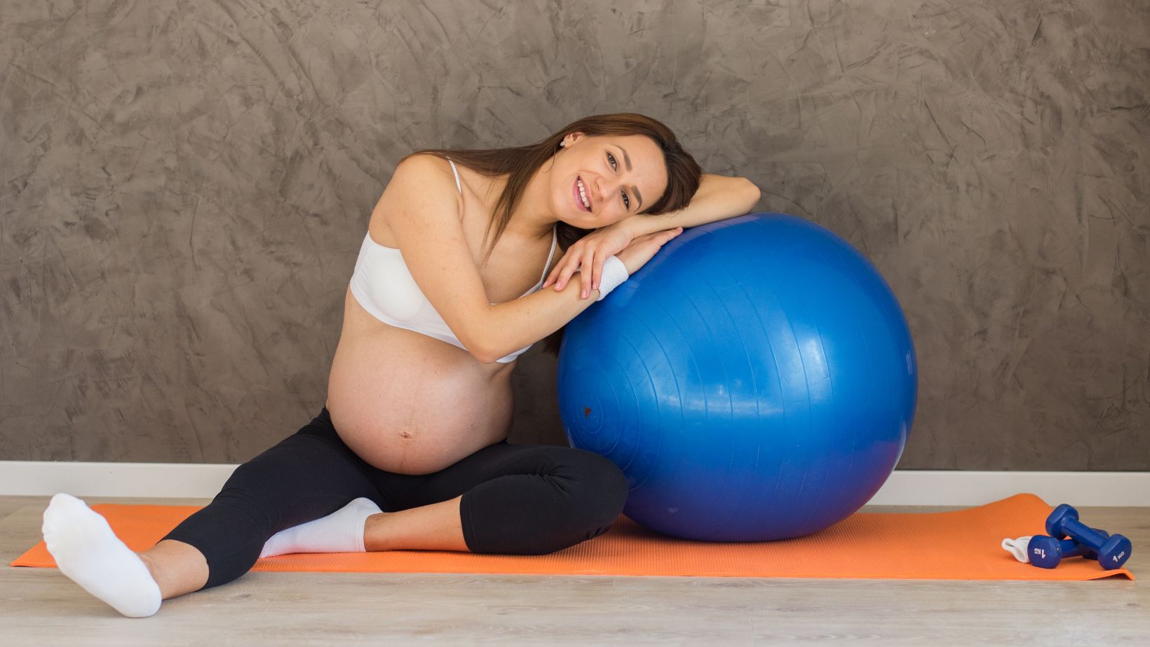 Prática de exercícios físicos na gestação é fundamental para a saúde da mãe e do feto