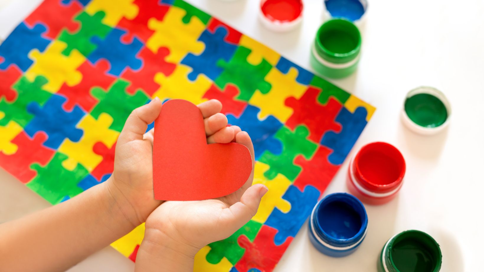 82% dos cuidadores se sentem inseguros quanto ao futuro da criança com TEA: é o que revela pesquisa  exclusiva sobre autismo