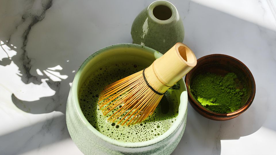 Matcha: o chá em pó que virou tendência de bem-estar