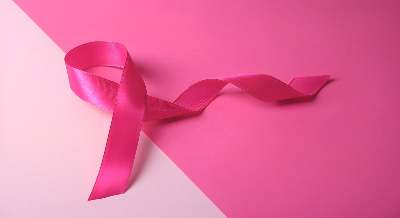 Outubro Rosa: como a prática de Yoga ajuda a combater o problema?