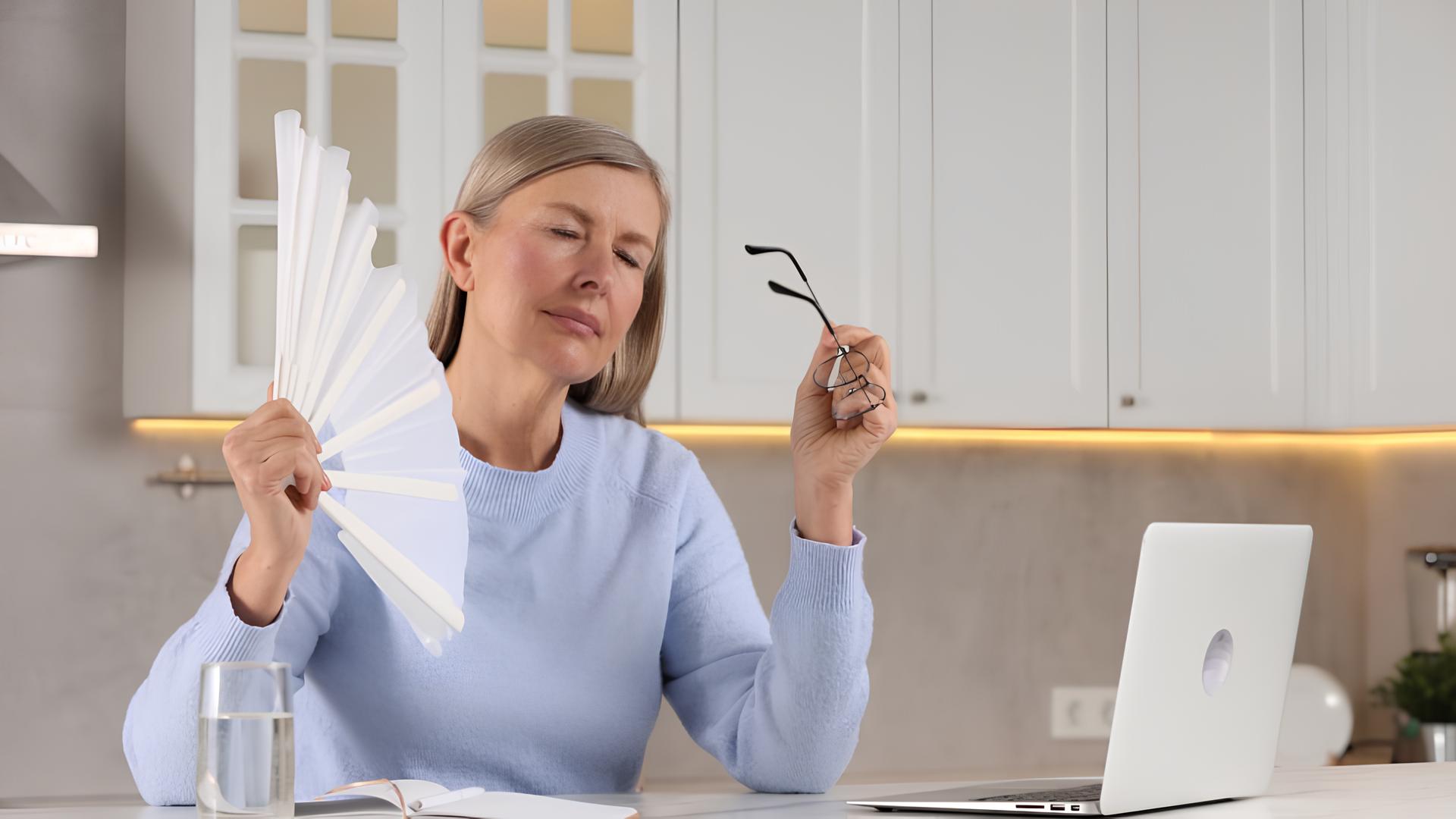 Como aliviar os sintomas da menopausa no verão