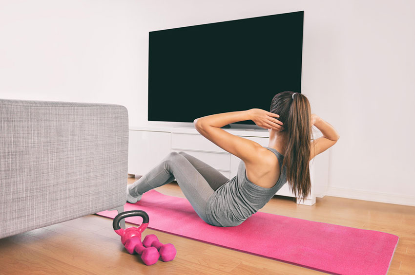 Especialistas dão dicas de como ter disciplina para treinar em casa
