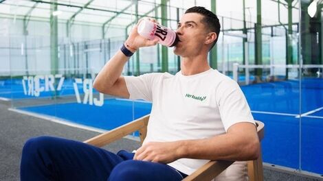 Herbalife e Cristiano Ronaldo levam a nutrição de performance para a rotina das pessoas com a campanha Prepare-se como Ronaldo
