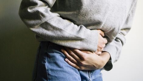 Vontade frequente de ir ao banheiro pode ser problema nos rins associado a diabetes