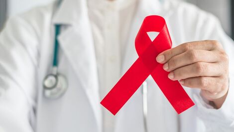 A luta contra a AIDS: por que é importante detectar o HIV antes que os sintomas apareçam
