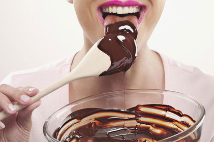 É fome? Cinco dicas para distinguir os sinais da fome real e da emocional 