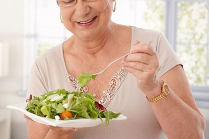 Conheça os 5 melhores grupos alimentares para a terceira idade 