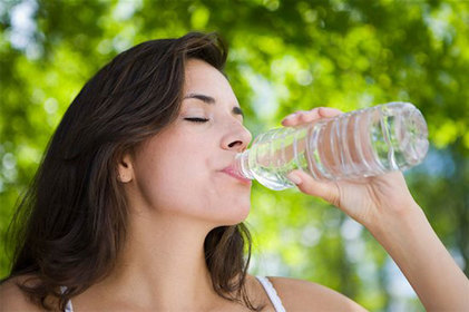Nutricionista revela 5 dicas para retomar a dieta 