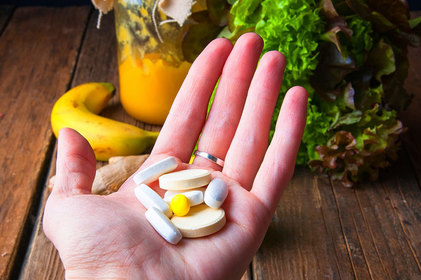 Nutricionista revela três suplementos que podem ajudar nas dores articulares
