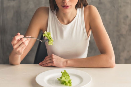Restrições alimentares: Como seguir uma dieta equilibrada sem perder nutrientes?
