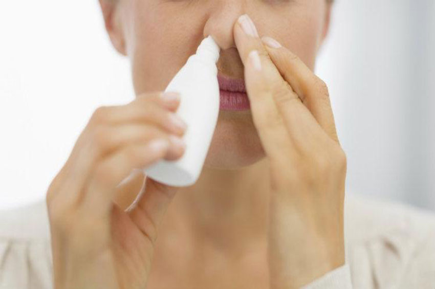 Uso indiscriminado de descongestionante nasal no inverno aumenta risco de infarto e pressão alta